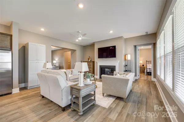 Fort Mill, SC 29707,2370 Whitebark DR