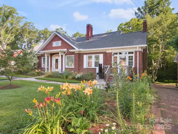 Albemarle, NC 28001,729 Montgomery AVE
