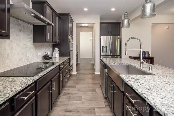 171 Old Harbor DR, Mount Gilead, NC 27306