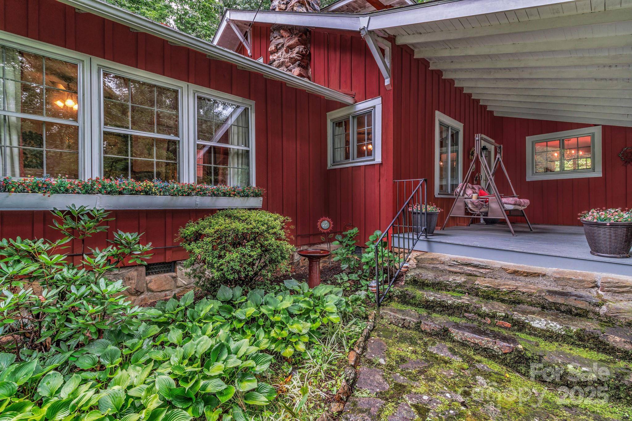Black Mountain, NC 28711,60 Meeks RD