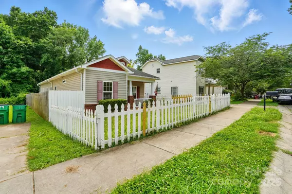Charlotte, NC 28208,2723 Craddock AVE