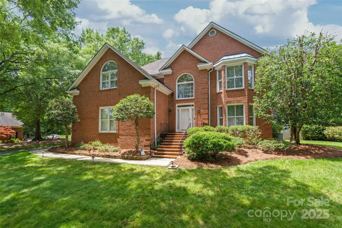 Charlotte, NC 28270,7301 Leharne DR