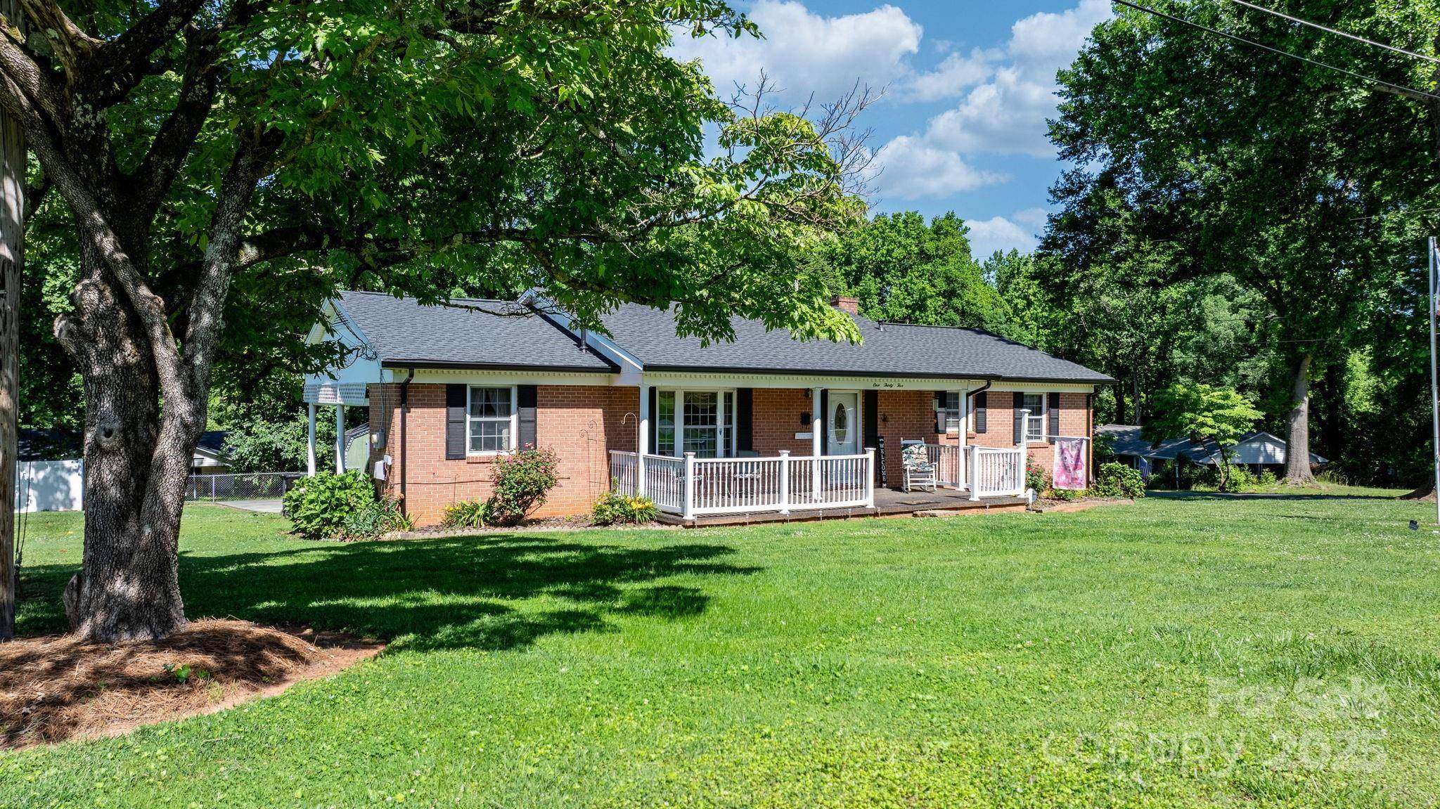 Gastonia, NC 28054,135 Burton Hills CIR