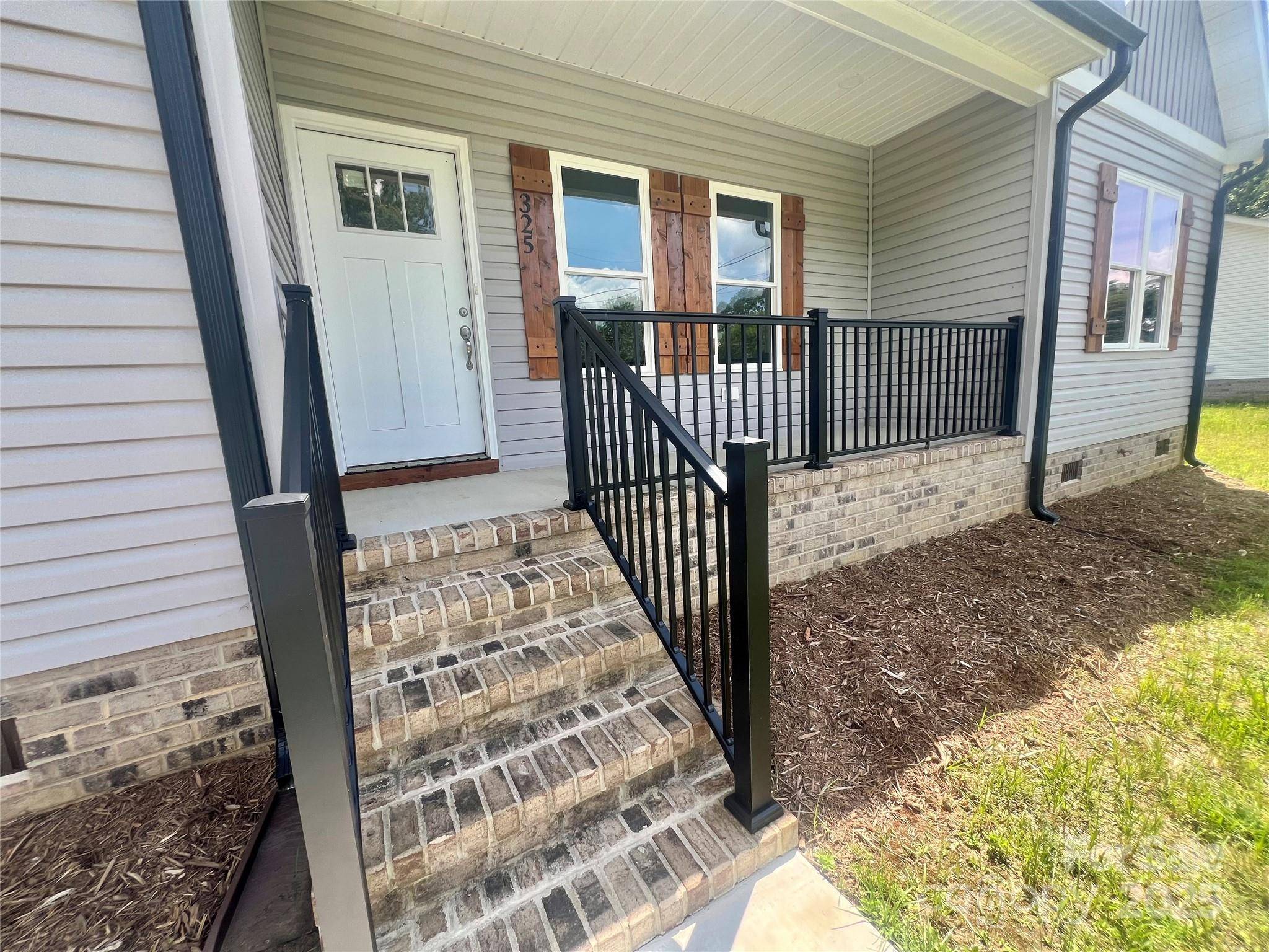 Salisbury, NC 28159,325 Jordan AVE