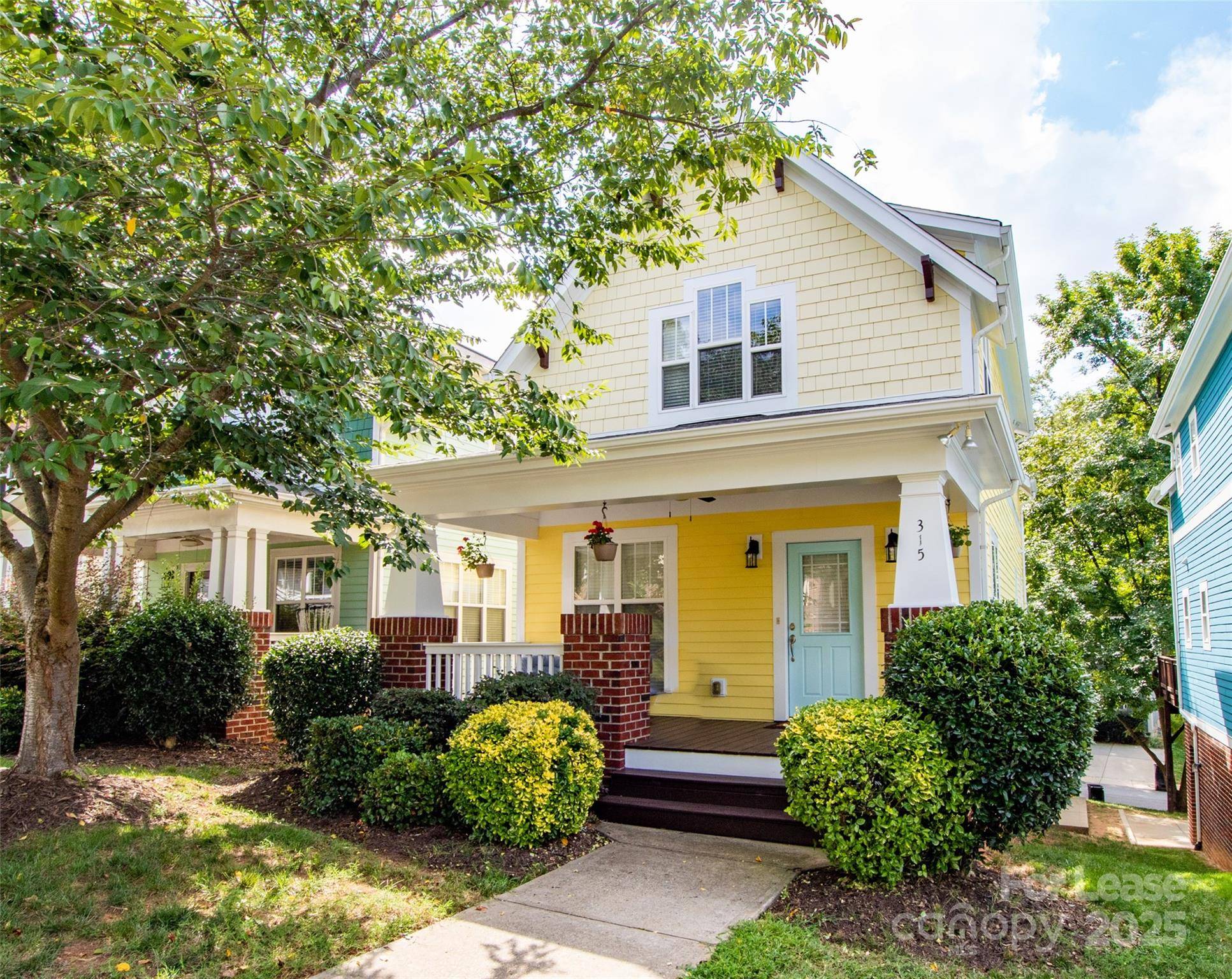Charlotte, NC 28208,315 Woodvale PL