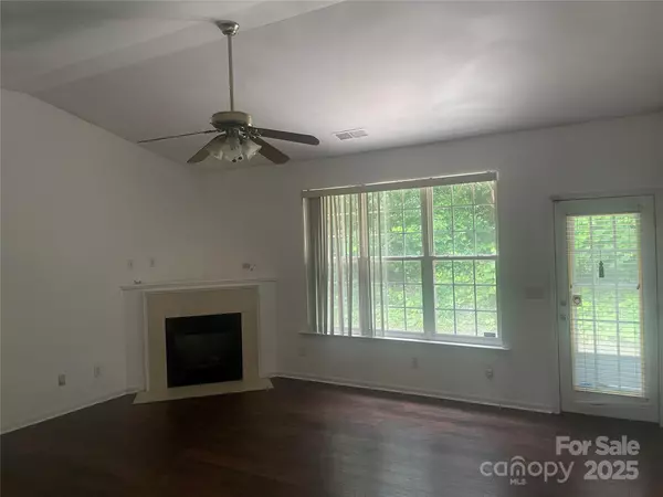 Charlotte, NC 28216,4454 Glenlea Commons DR