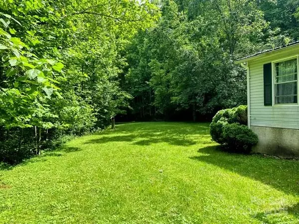 Balsam Grove, NC 28708,143 Hubert Mccall DR