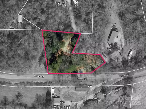 0000 Israel RD, Brevard, NC 28712
