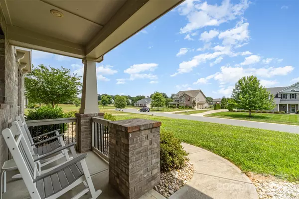 Matthews, NC 28104,410 Alucio CT
