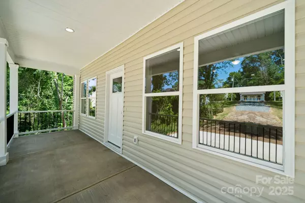 Concord, NC 28025,54 Reed ST NE