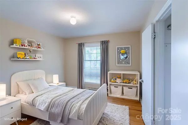 Charlotte, NC 28213,823 Yuma ST