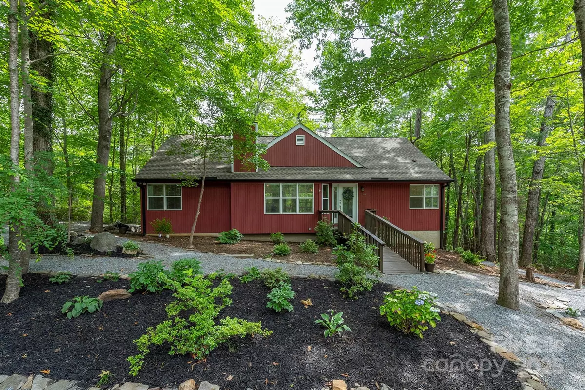 Black Mountain, NC 28711,114 Richard LN