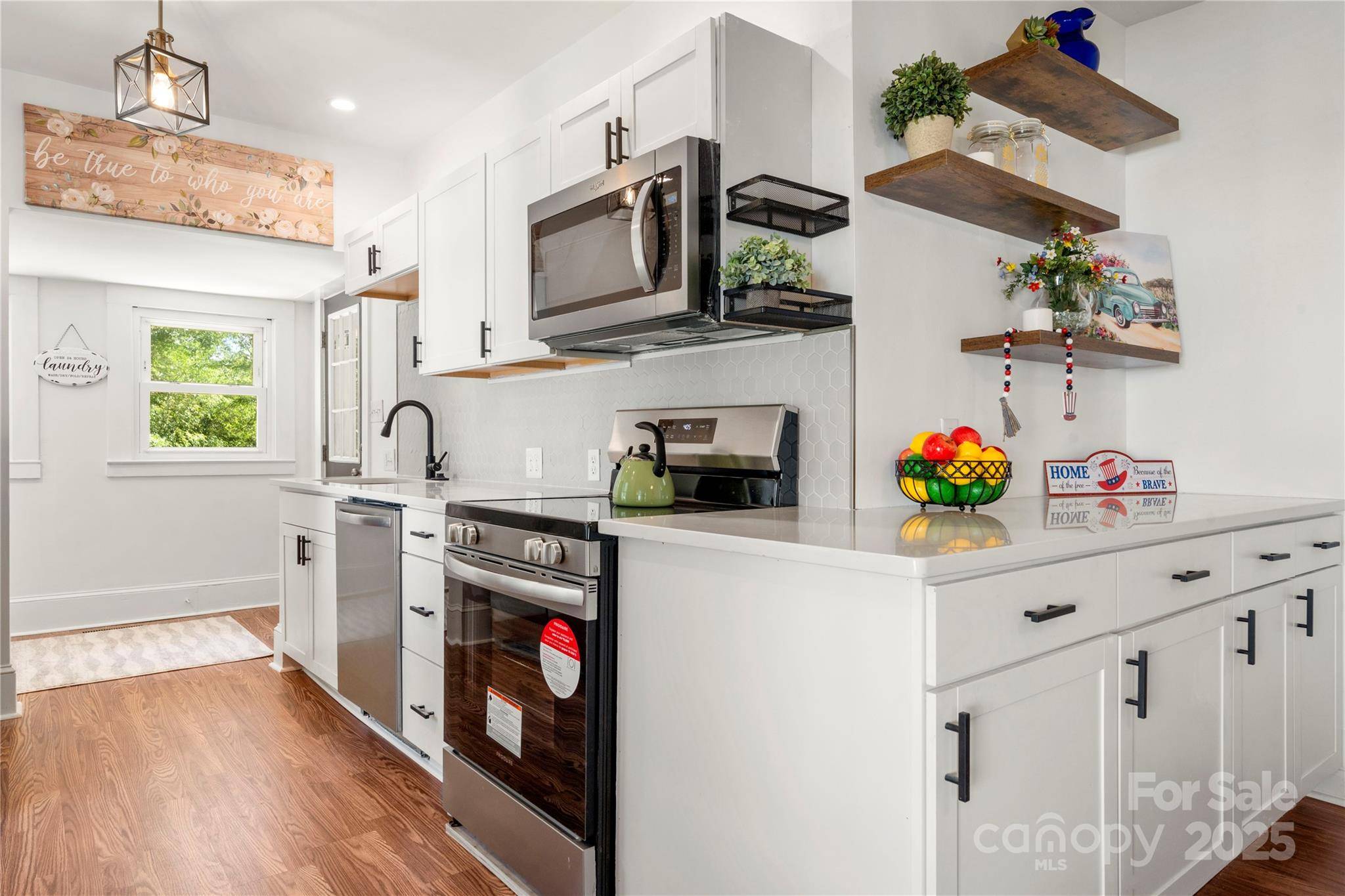 Clover, SC 29710,124 Marion ST