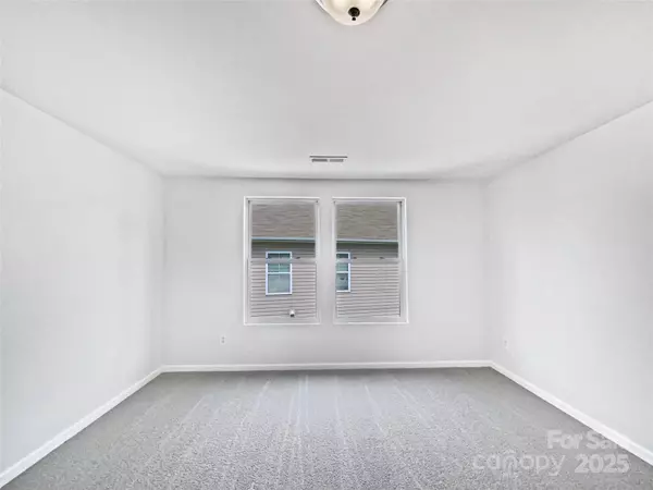 Charlotte, NC 28262,10328 Kempsford DR