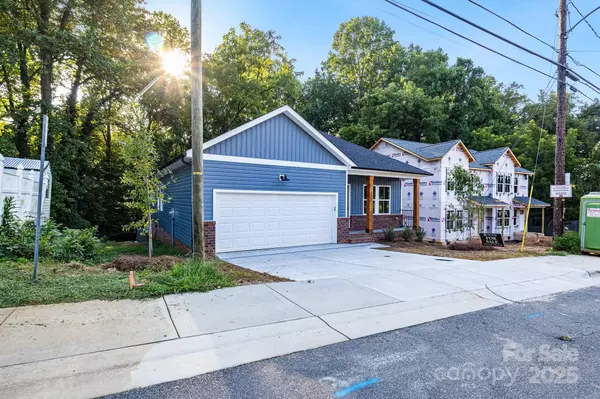 Mooresville, NC 28115,354 Moore AVE
