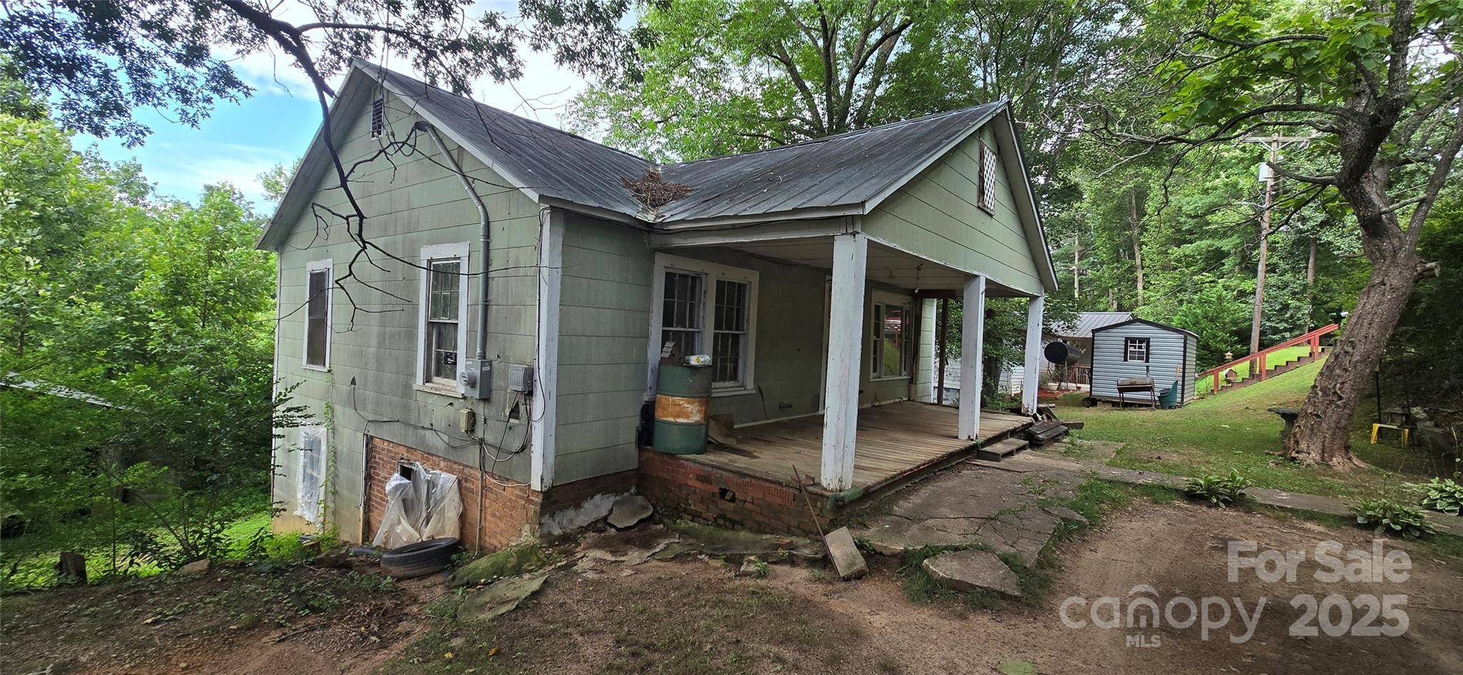 Lenoir, NC 28645,127 Hibriten Mountain RD