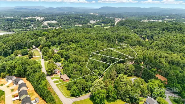 Lenoir, NC 28645,211 Buckingham CT SW #22