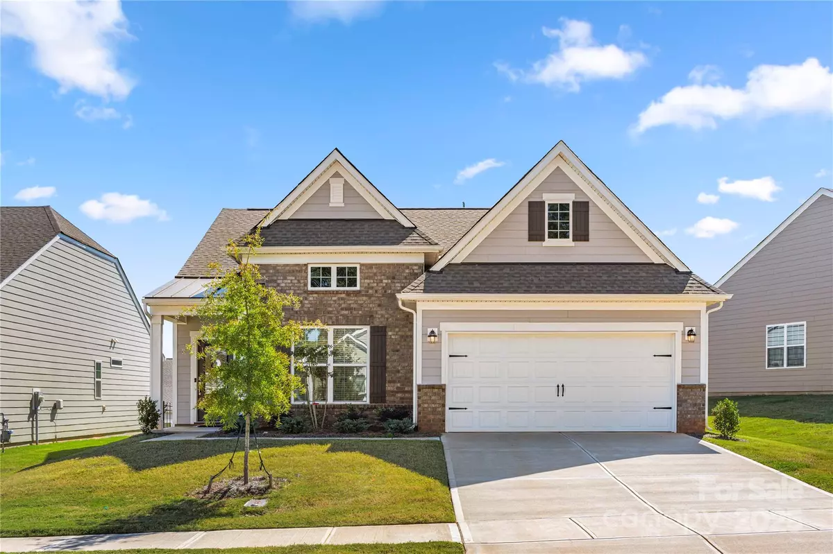 Statesville, NC 28625,125 White Apple WAY
