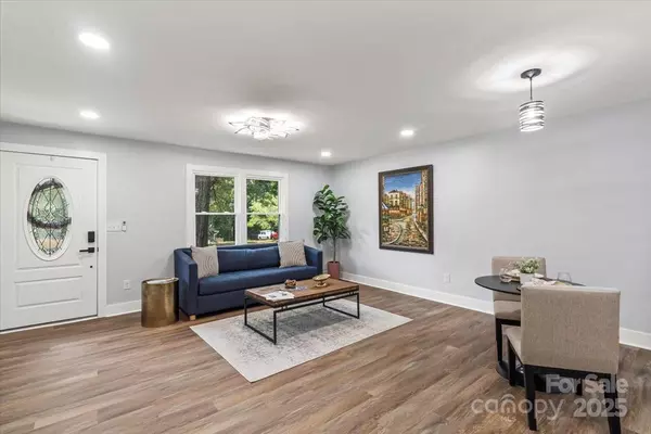 Charlotte, NC 28214,10514 Harbor DR