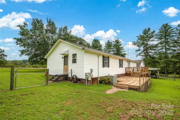 Statesville, NC 28677,1116 Lewis Ferry RD