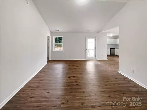 Charlotte, NC 28216,8219 Pozzi RD