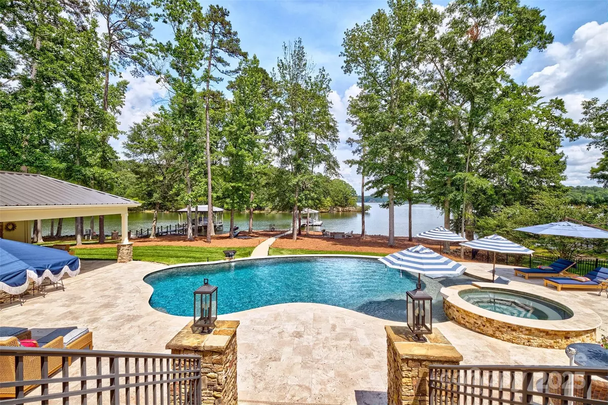 York, SC 29745,6216 North RD