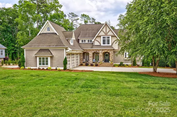 York, SC 29745,6216 North RD