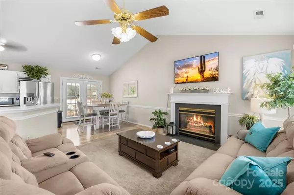 Gastonia, NC 28056,2490 Hawk Ridge DR