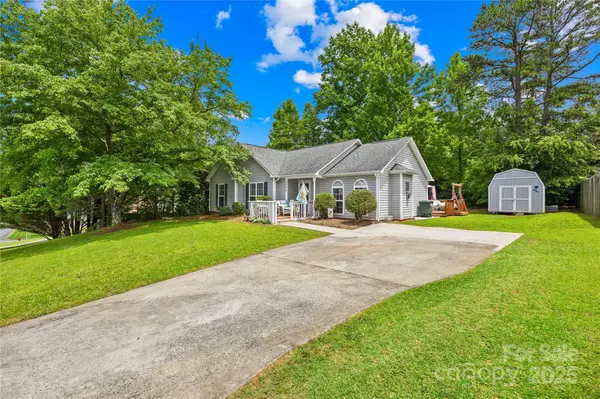 Gastonia, NC 28056,2490 Hawk Ridge DR