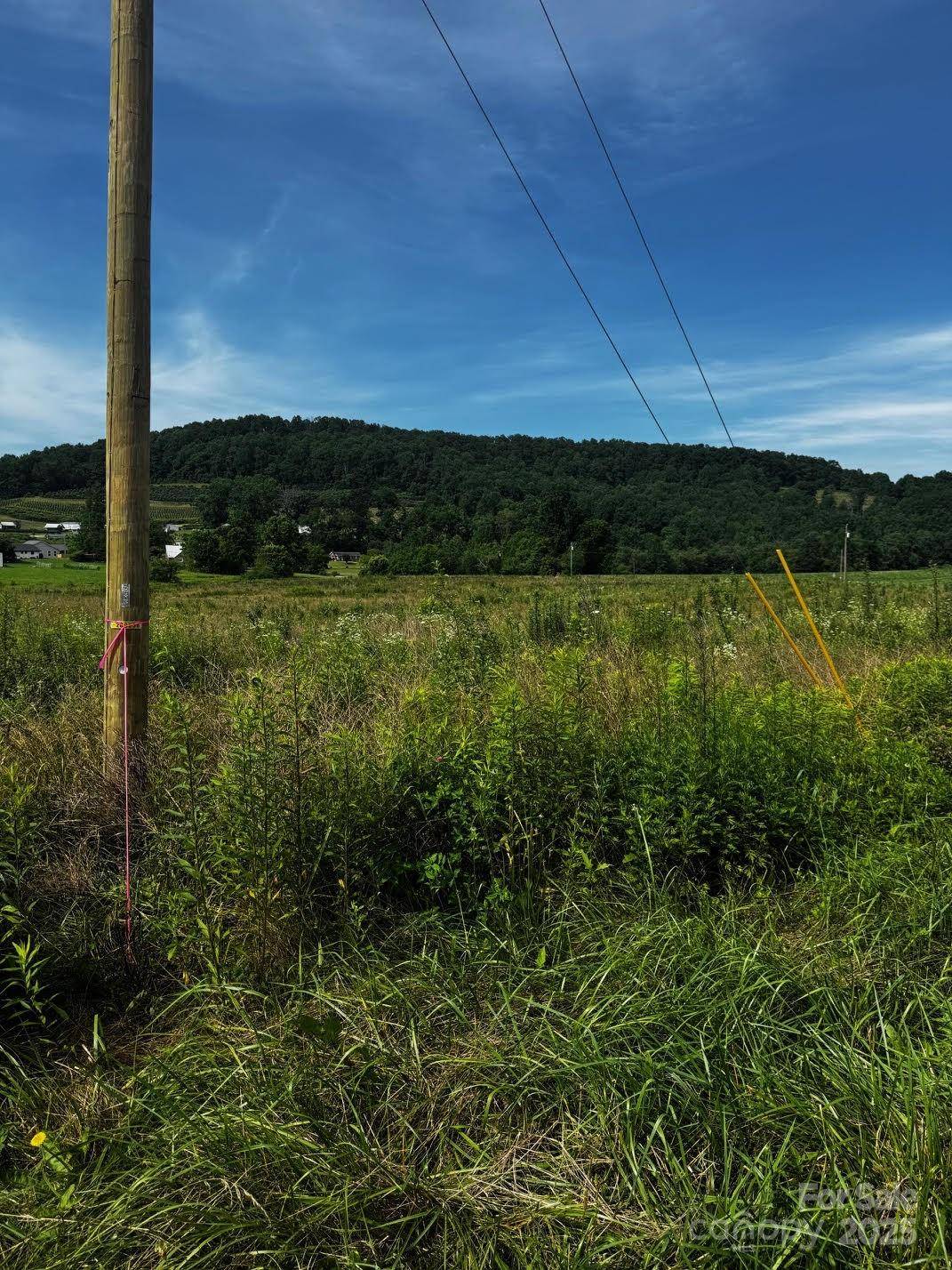 Hendersonville, NC 28792,497 Waters RD #2