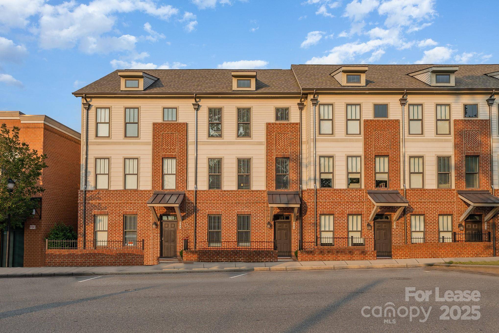 560 Jetton ST, Davidson, NC 28036
