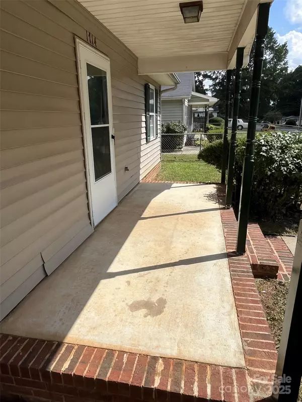 Charlotte, NC 28216,1714 Maribel AVE