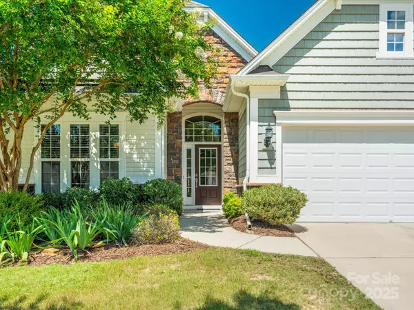 Fort Mill, SC 29707,8036 Crater Lake DR