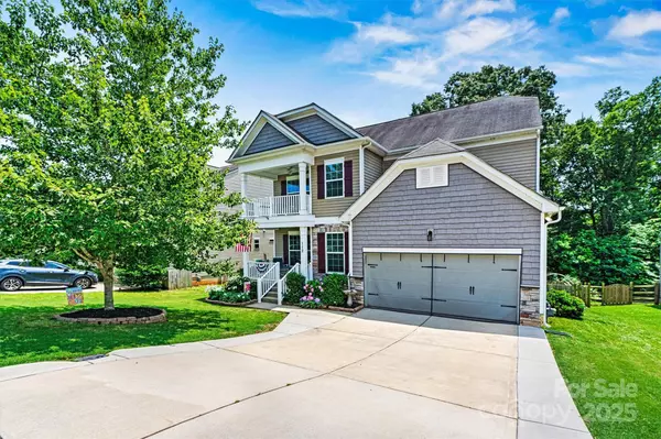 112 E Heart Pine LN, Statesville, NC 28677