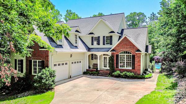 196 Col Hamptons CT, Rutherfordton, NC 28139