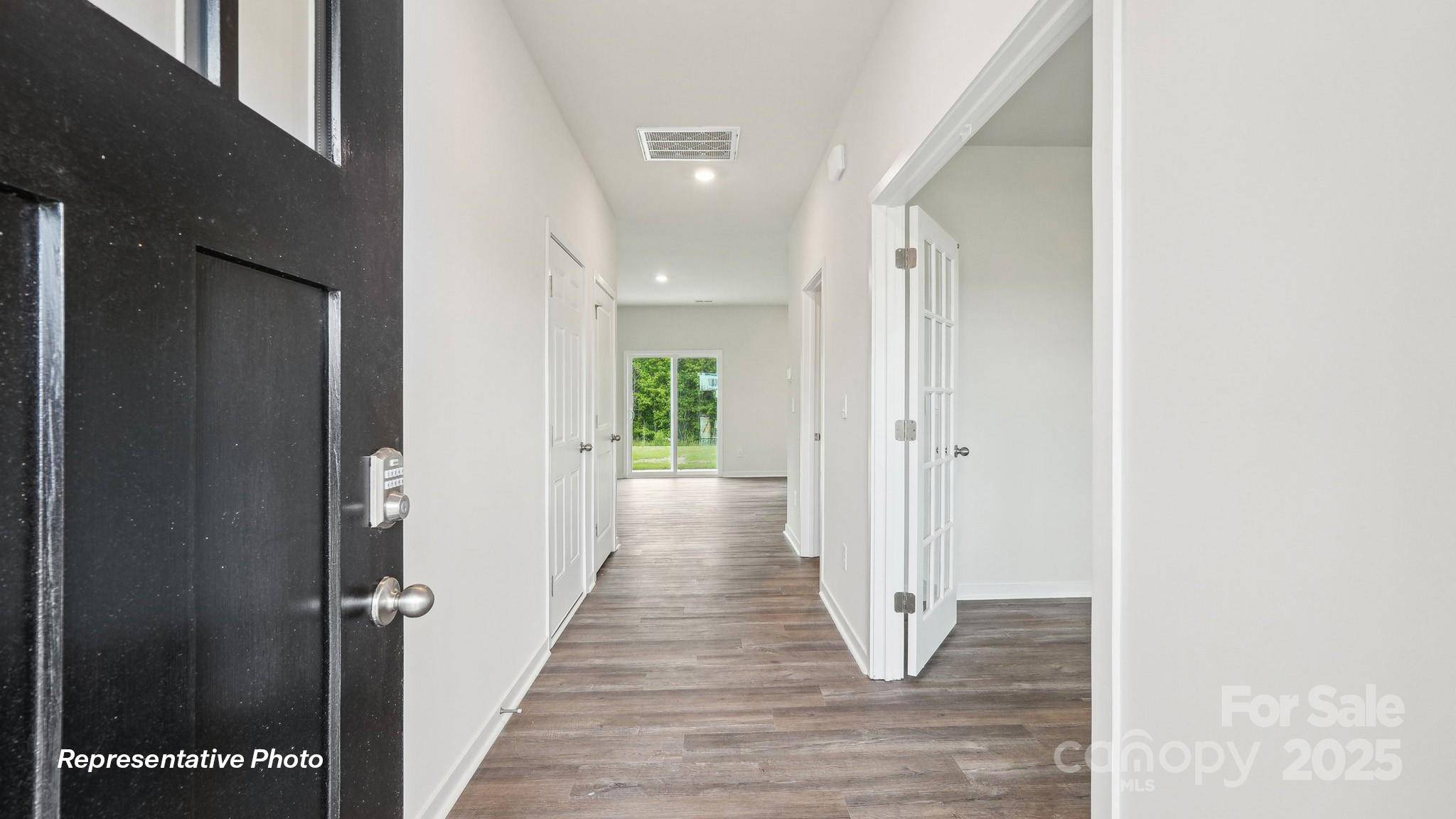 Hickory, NC 28601,1386 6th Street ST NE