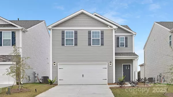 1043 20th Avenue LOOP SE, Hickory, NC 28602