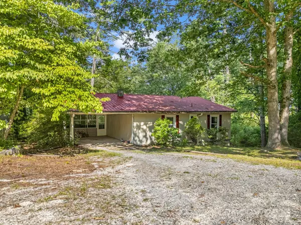 Penrose, NC 28766,62 Kinard LN