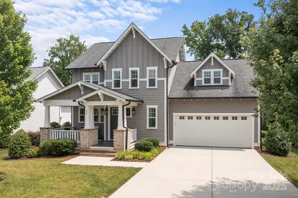 124 Slocumb LN, Mooresville, NC 28117