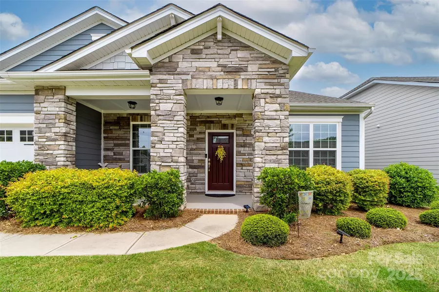 732 Wood Lily DR, Belmont, NC 28012