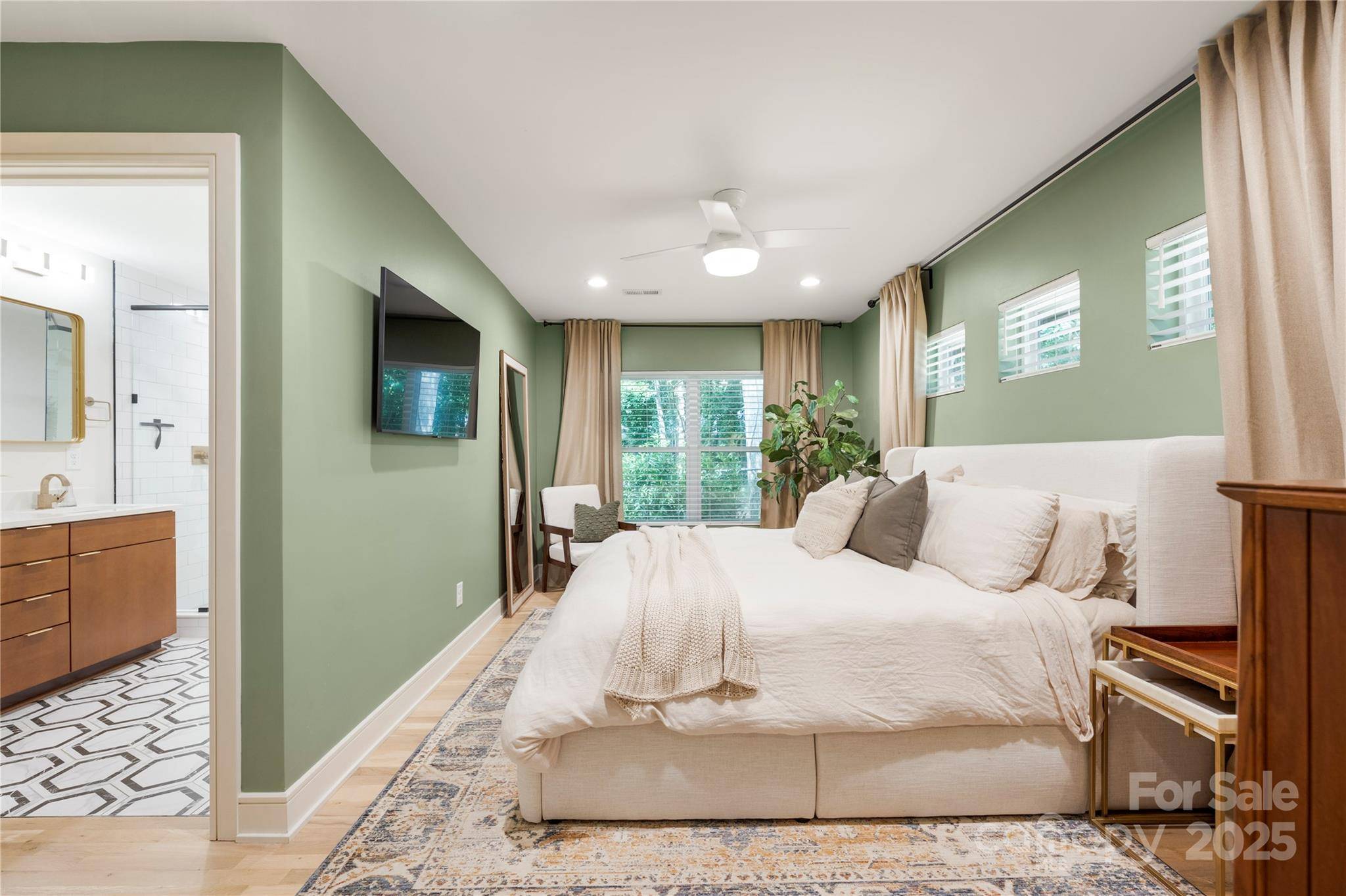 Charlotte, NC 28209,531 Manhasset RD