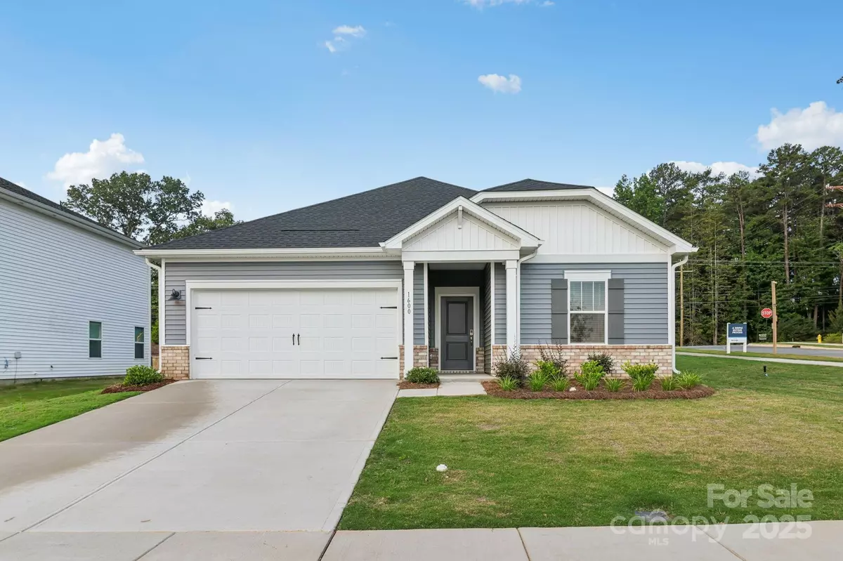 Salisbury, NC 28144,1211 Morehead DR
