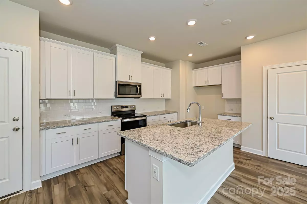 York, SC 29745,117 Canoga AVE