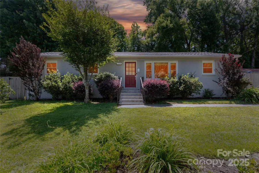 1114 Urban PL, Charlotte, NC 28209