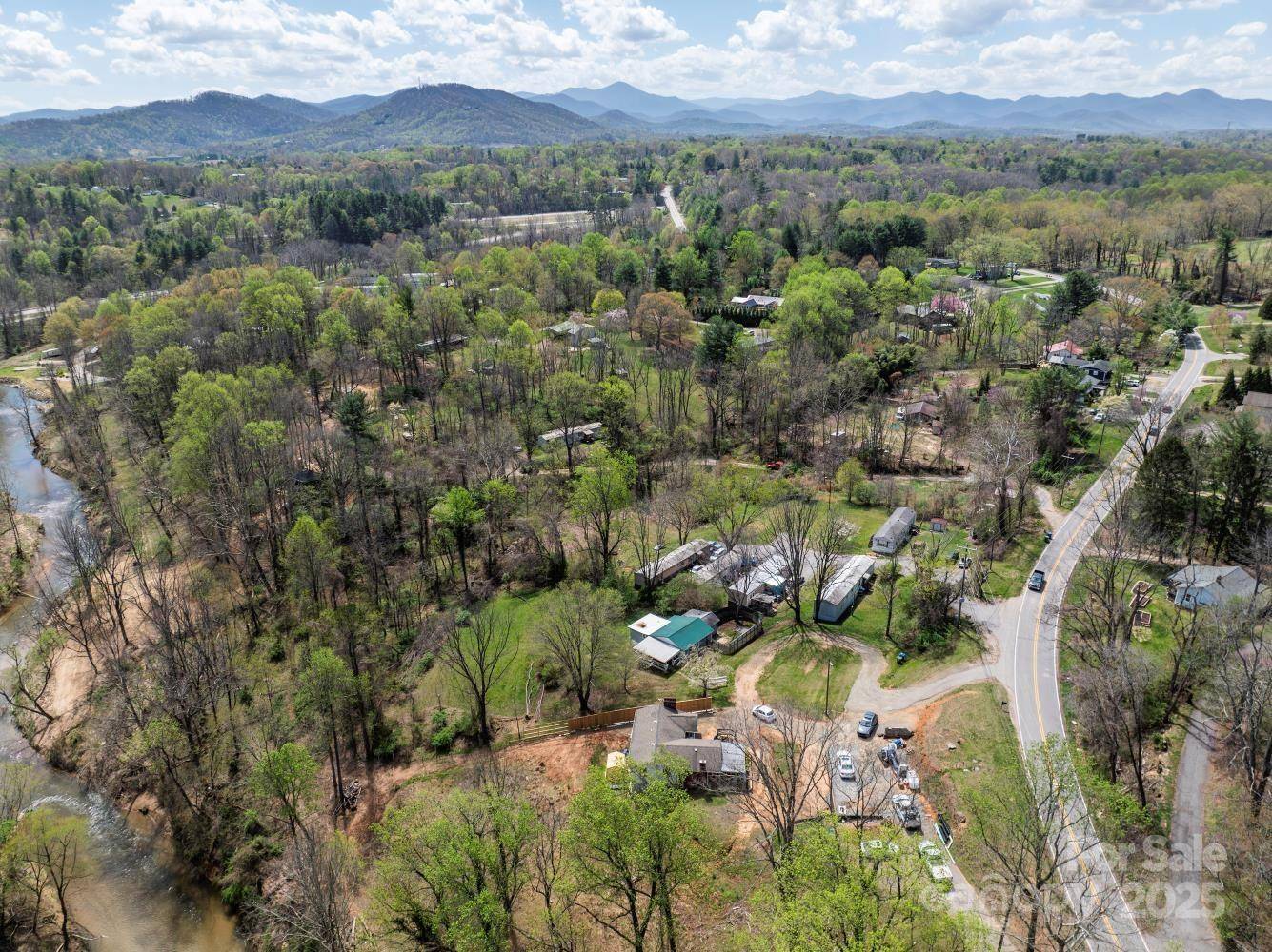 Asheville, NC 28806,648 Sand Hill RD