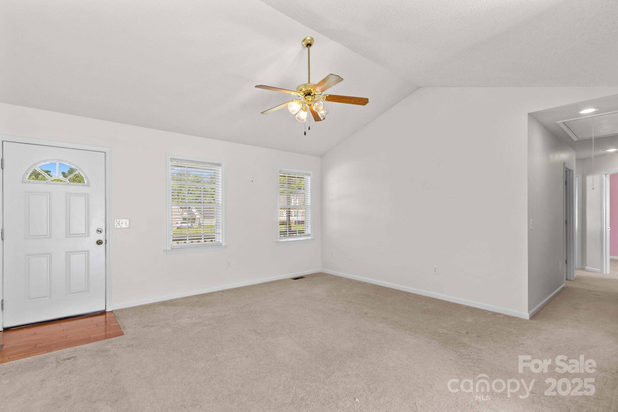 Woodleaf, NC 27054,189 Lochshire LN