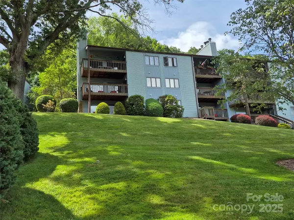 Waynesville, NC 28786,87 Willow RD #B-6