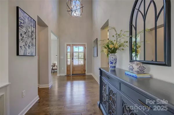 Charlotte, NC 28278,17537 Caddy CT