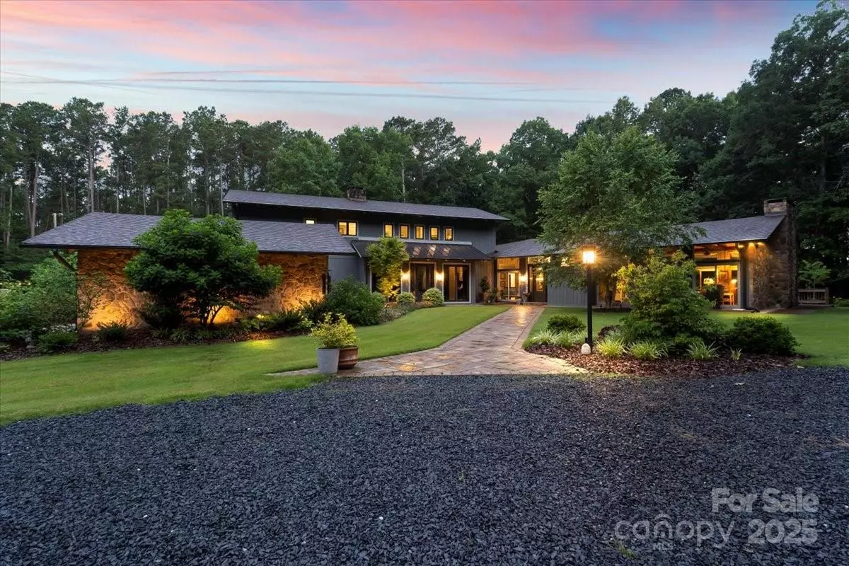 Mount Gilead, NC 27306,307 E Allenton ST