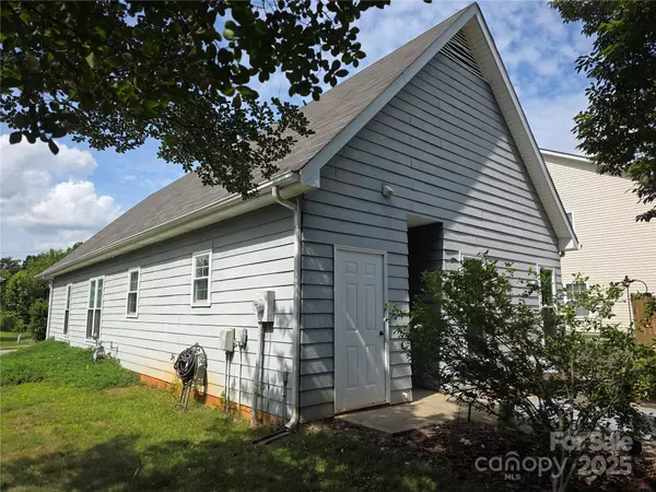 Charlotte, NC 28213,4032 Wilgrove Way DR #252